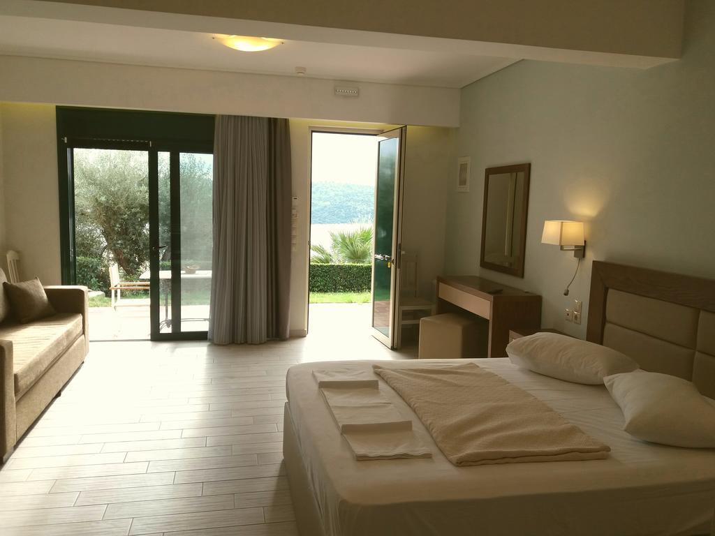 Giannis Village Resort Astakós Екстериор снимка